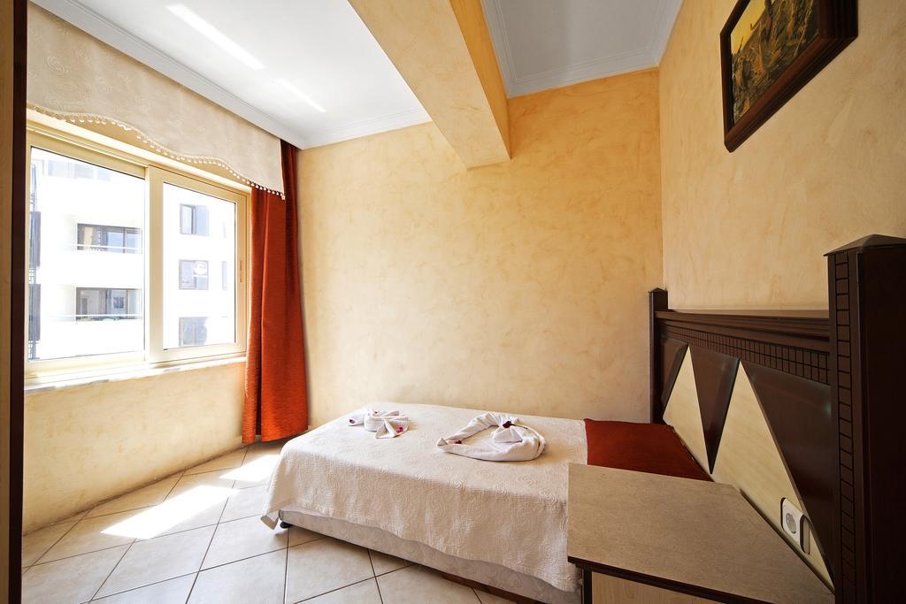 Selen Hotel Μαρμαρίς Δωμάτιο φωτογραφία